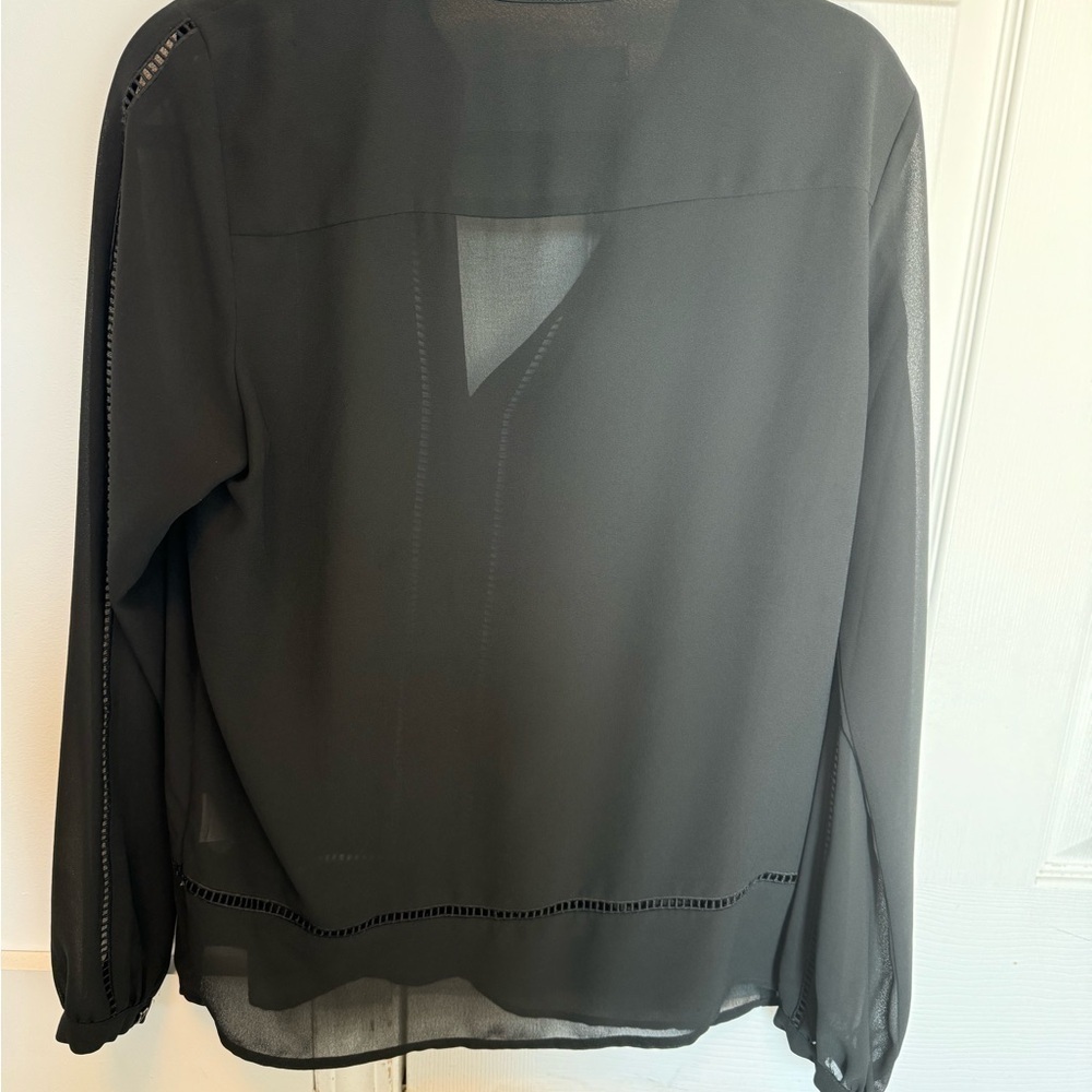 Michael Kors Black Vneck‎ pullover Tunic Sheer Blouse Eyelet Office Workwear M - Picture 4 of 14
